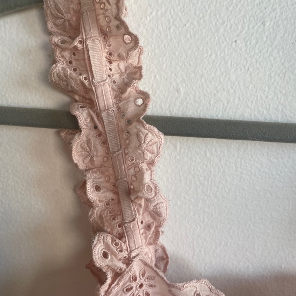 NWT UNSUBSCRIBED ROSE EYELET TANK - Picture 5 of 9